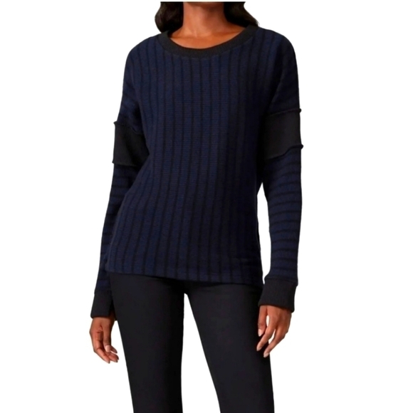 MM6 Maison Martin Margiela Sweaters - MM6 Maison Margiela navy striped sweater XS